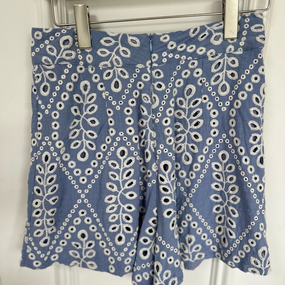 Olivaceous Blue and White Skorts with Paisley Print